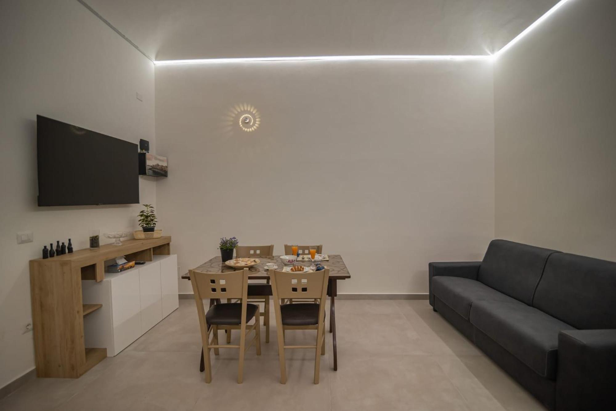 סירקוזה Essenza Suite Siracusa Con Jacuzzi Privata מראה חיצוני תמונה