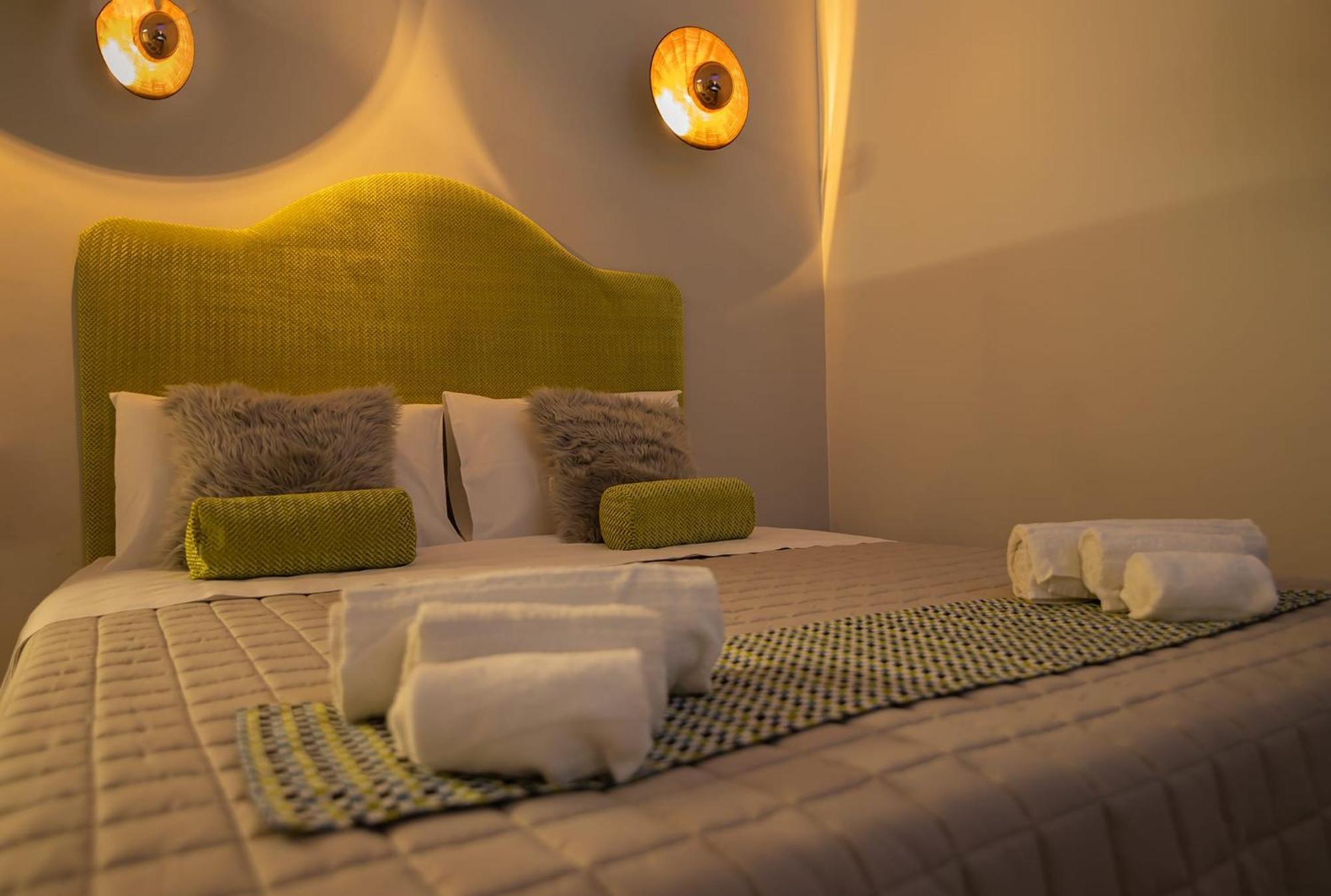 סירקוזה Essenza Suite Siracusa Con Jacuzzi Privata מראה חיצוני תמונה